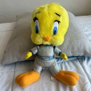 Vintage 1996 Tweety Space Suit Looney Tunes Yellow Stuffed Figure Collectible
